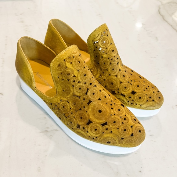 NEW! Antelope Leather Slip on Shoes in Golden Yellow - Picture 5 of 7